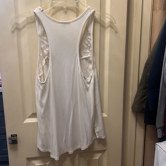 Tank top - Picture 3 of 4